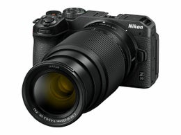 Nikon Z30 -kamera + Nikkor Z DX 16-50mm f/3.5-6.3 VR + 50-250mm f/4.5-6.3 VR