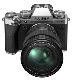 Fujifilm X-T5 -kamera + 16-80mm F4 OIS WR, hopea