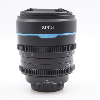 K&Auml;YTETTY Sirui Nightwalker 24mm T1.2, mft